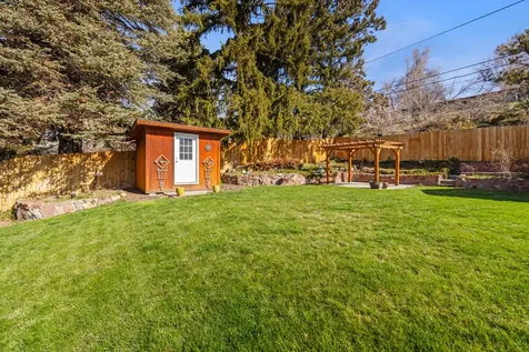 2015 Huron Street Klamath Falls OR 97601