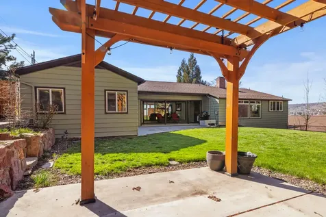 2015 Huron Street Klamath Falls OR 97601
