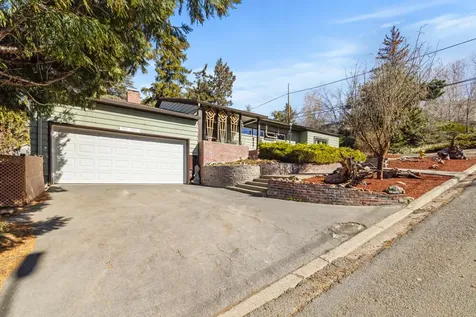 2015 Huron Street Klamath Falls OR 97601