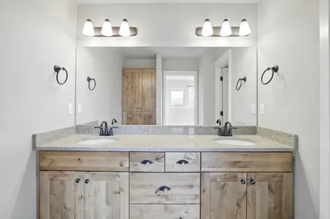 704 NE Vail Lane Bend OR 97701