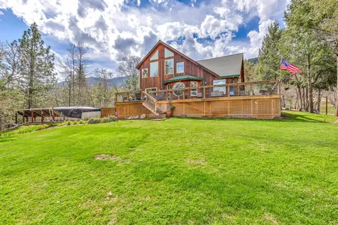 6844 Highway 66 Ashland OR 97520