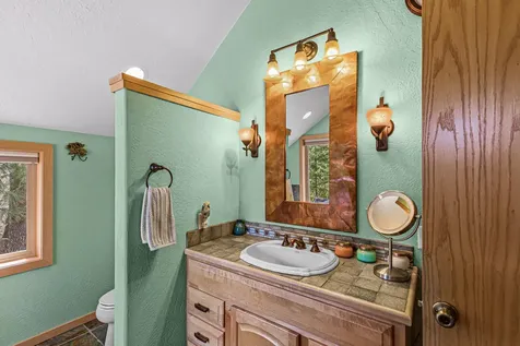 6844 Highway 66 Ashland OR 97520