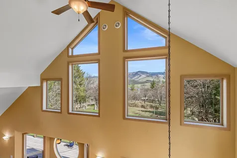 6844 Highway 66 Ashland OR 97520