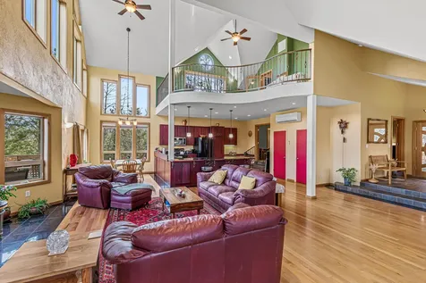 6844 Highway 66 Ashland OR 97520