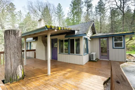 3631 Helms Road Grants Pass OR 97527