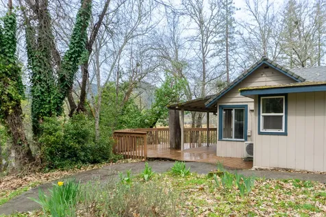 3631 Helms Road Grants Pass OR 97527