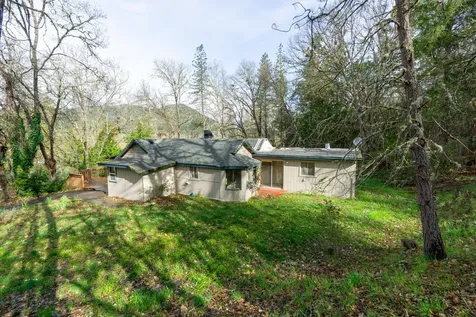 3631 Helms Road Grants Pass OR 97527