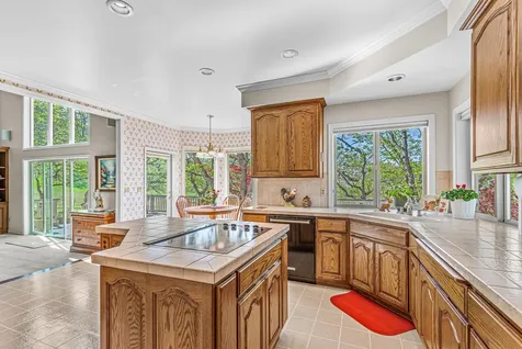 6776 Laurelcrest Drive Medford OR 97504