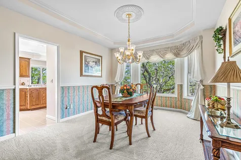 6776 Laurelcrest Drive Medford OR 97504