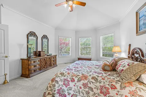 6776 Laurelcrest Drive Medford OR 97504