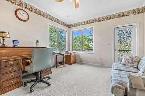 6776 Laurelcrest Drive Medford OR 97504