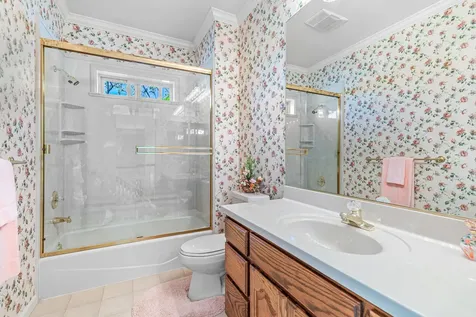6776 Laurelcrest Drive Medford OR 97504