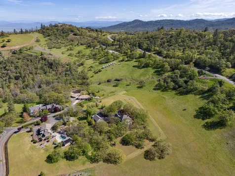 6776 Laurelcrest Drive Medford OR 97504