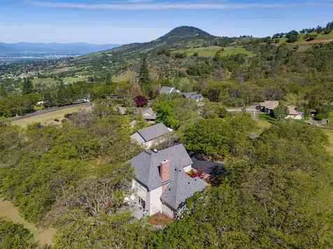 6776 Laurelcrest Drive Medford OR 97504