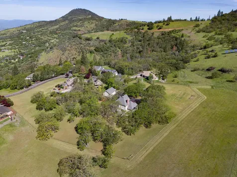 6776 Laurelcrest Drive Medford OR 97504