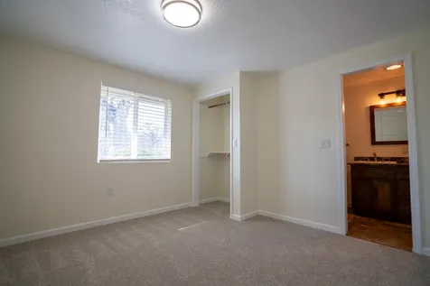 15882 Antioch Road White City OR 97503