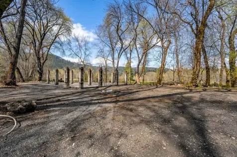 400 Griffin Road Grants Pass OR 97527