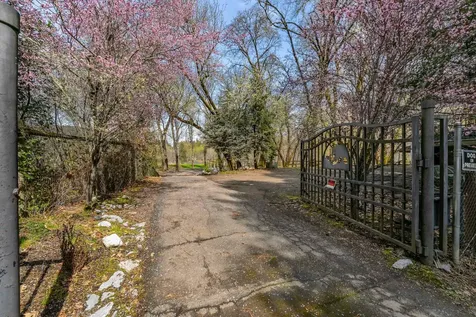 400 Griffin Road Grants Pass OR 97527
