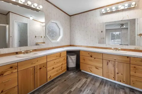 63636 Pioneer Loop Bend OR 97701