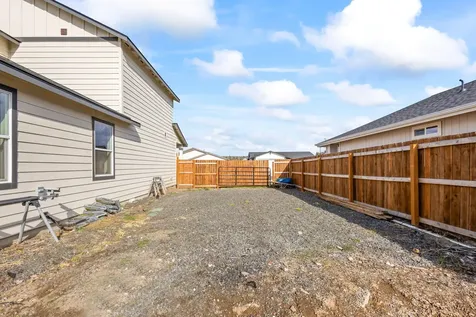 755 NE Posey Court Madras OR 97741