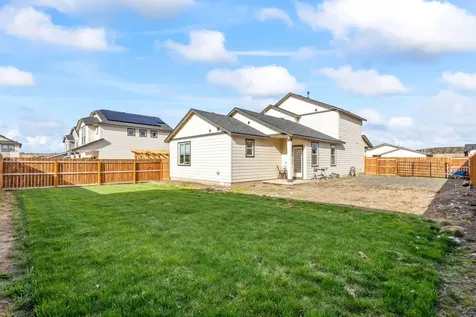 755 NE Posey Court Madras OR 97741