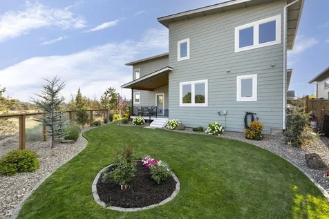 688 NW 13th Street Redmond OR 97756