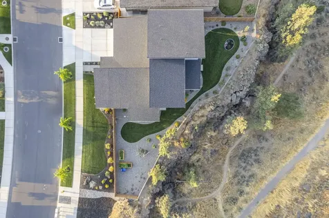 688 NW 13th Street Redmond OR 97756