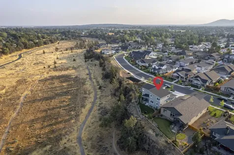 688 NW 13th Street Redmond OR 97756