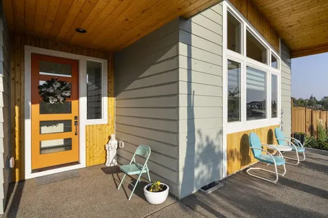 688 NW 13th Street Redmond OR 97756