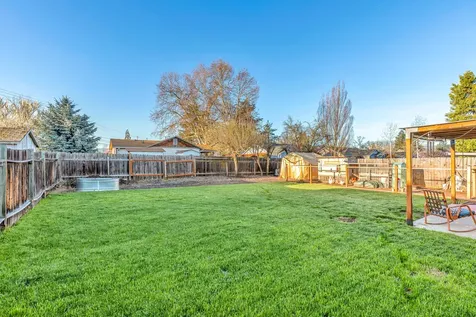 1740 Johnson Street Medford OR 97504