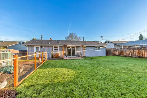 1740 Johnson Street Medford OR 97504