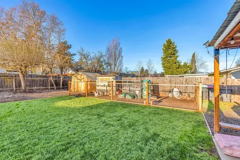 1740 Johnson Street Medford OR 97504