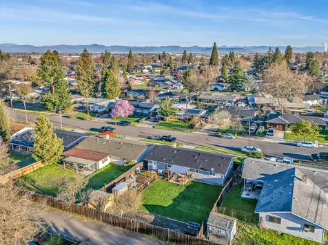 1740 Johnson Street Medford OR 97504