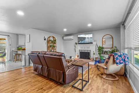 1740 Johnson Street Medford OR 97504