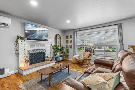 1740 Johnson Street Medford OR 97504