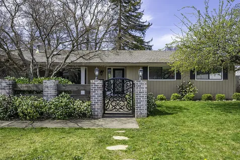 326 Tan Oak Drive Medford OR 97504