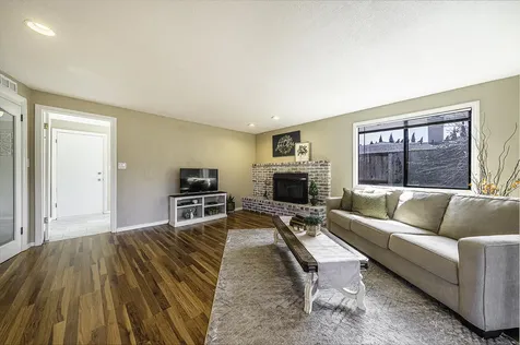 326 Tan Oak Drive Medford OR 97504