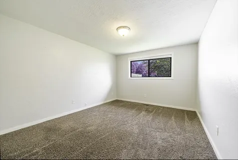 326 Tan Oak Drive Medford OR 97504