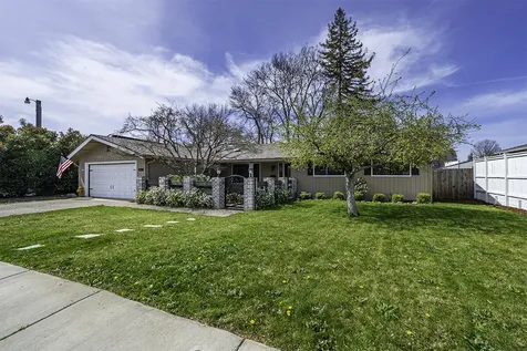 326 Tan Oak Drive Medford OR 97504