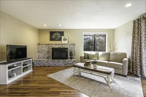 326 Tan Oak Drive Medford OR 97504