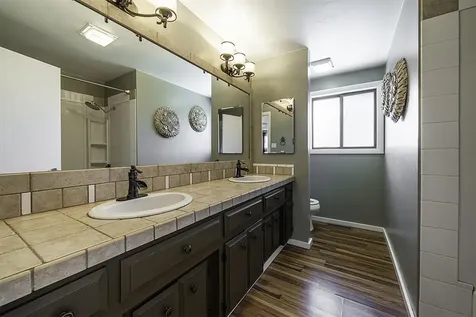 326 Tan Oak Drive Medford OR 97504