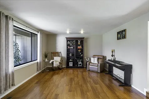 326 Tan Oak Drive Medford OR 97504