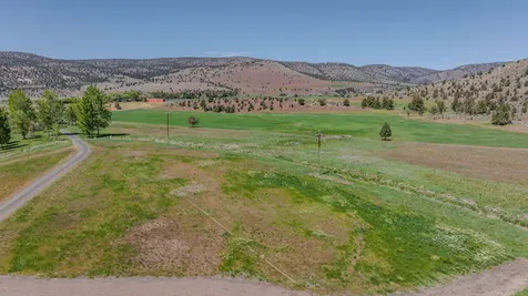 0 NE Highway 97 Madras OR 97741