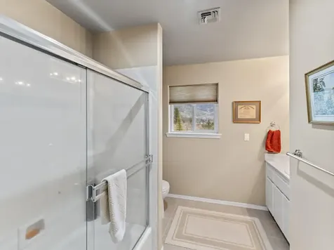 1285 NW Cooke Avenue Grants Pass OR 97526