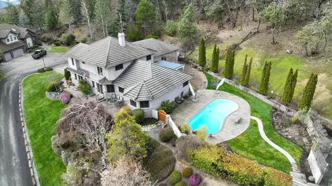 1285 NW Cooke Avenue Grants Pass OR 97526
