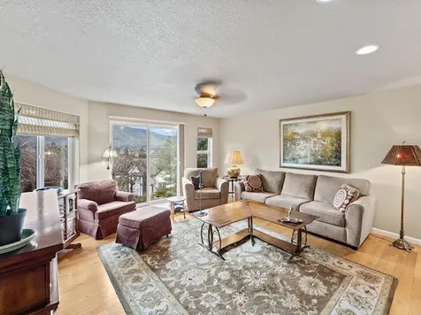 1285 NW Cooke Avenue Grants Pass OR 97526