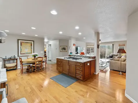 1285 NW Cooke Avenue Grants Pass OR 97526