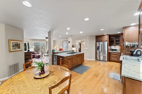 1285 NW Cooke Avenue Grants Pass OR 97526