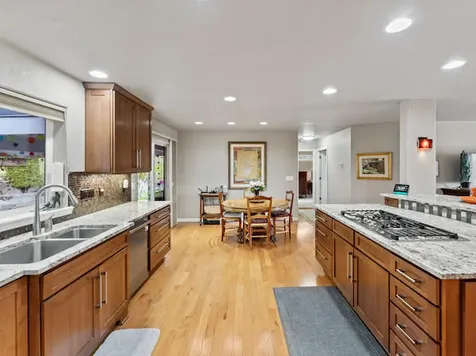 1285 NW Cooke Avenue Grants Pass OR 97526