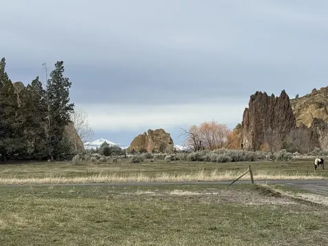 10010 NE Smith Rock Loop Terrebonne OR 97760